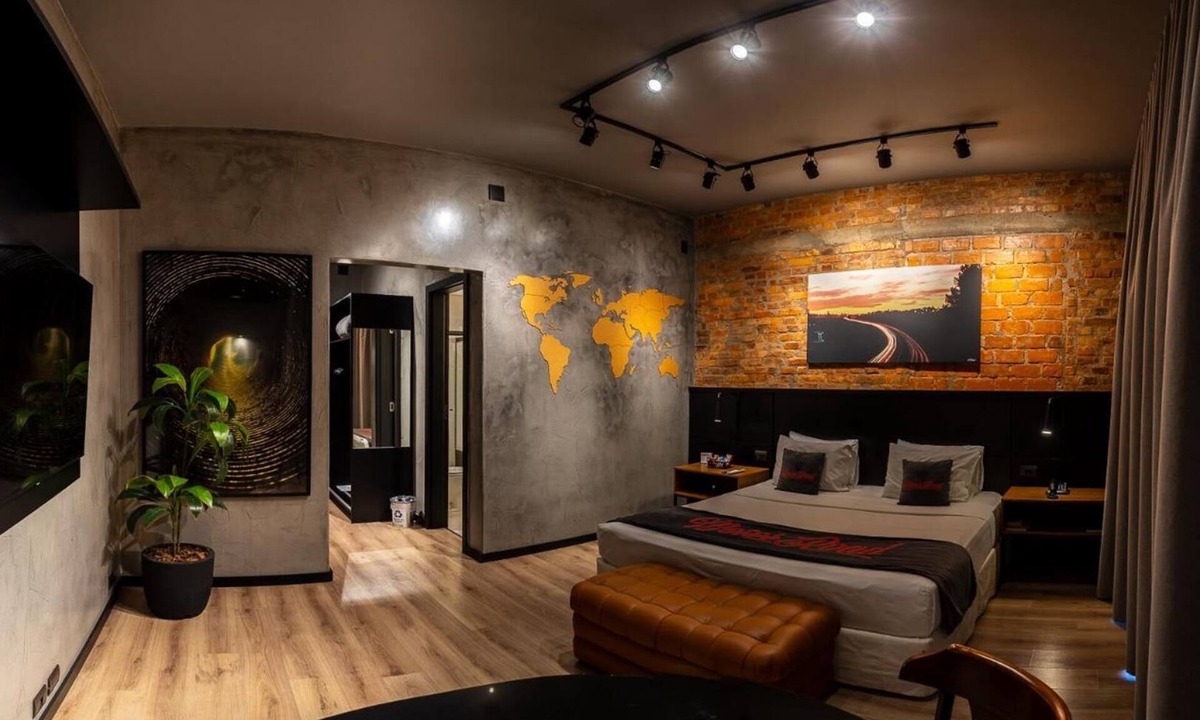 Centro Hotel | Experience Ponta Grossa’s Charm in a Well-Equipped, Delightfully Modern Room