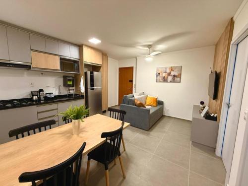 Centro Apartment | Flo - 1001 - Central novo, andar alto-2quartos com Ar-Cond Q e F