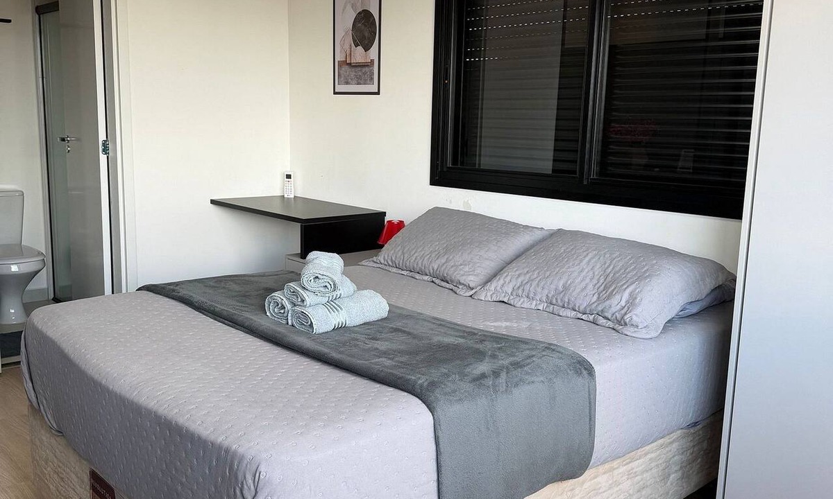 Taubate Villa | Fully equipped apt: A/C, pool & gym in Downtown