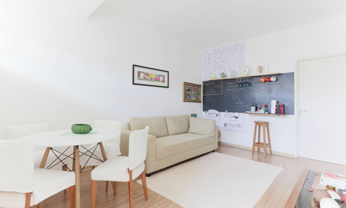 Santa Cecilia Apartment | Fully furnished apartment near Higienópolis Shopping Mall.