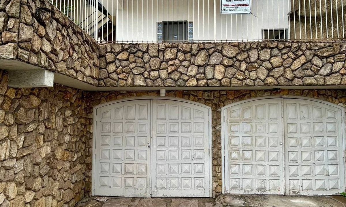 Volta Redonda House | Furnished house for seasonal rental, 5 minutes from CSN, with 3 bedrooms and 1 suite.