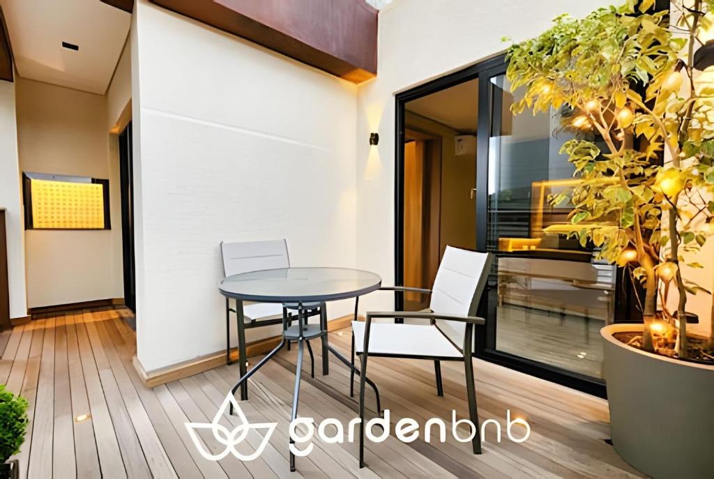 Bigorrilho Apartment | Garden c/Churrasqueira + Projetor
