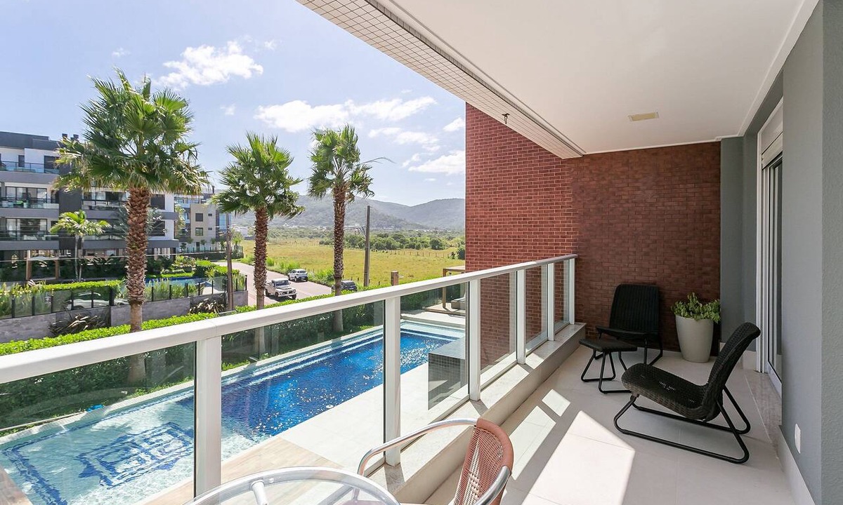 Lagoa Pequena Apartment | Gastronomy | 120m from the Beach | Pool #CAMP07