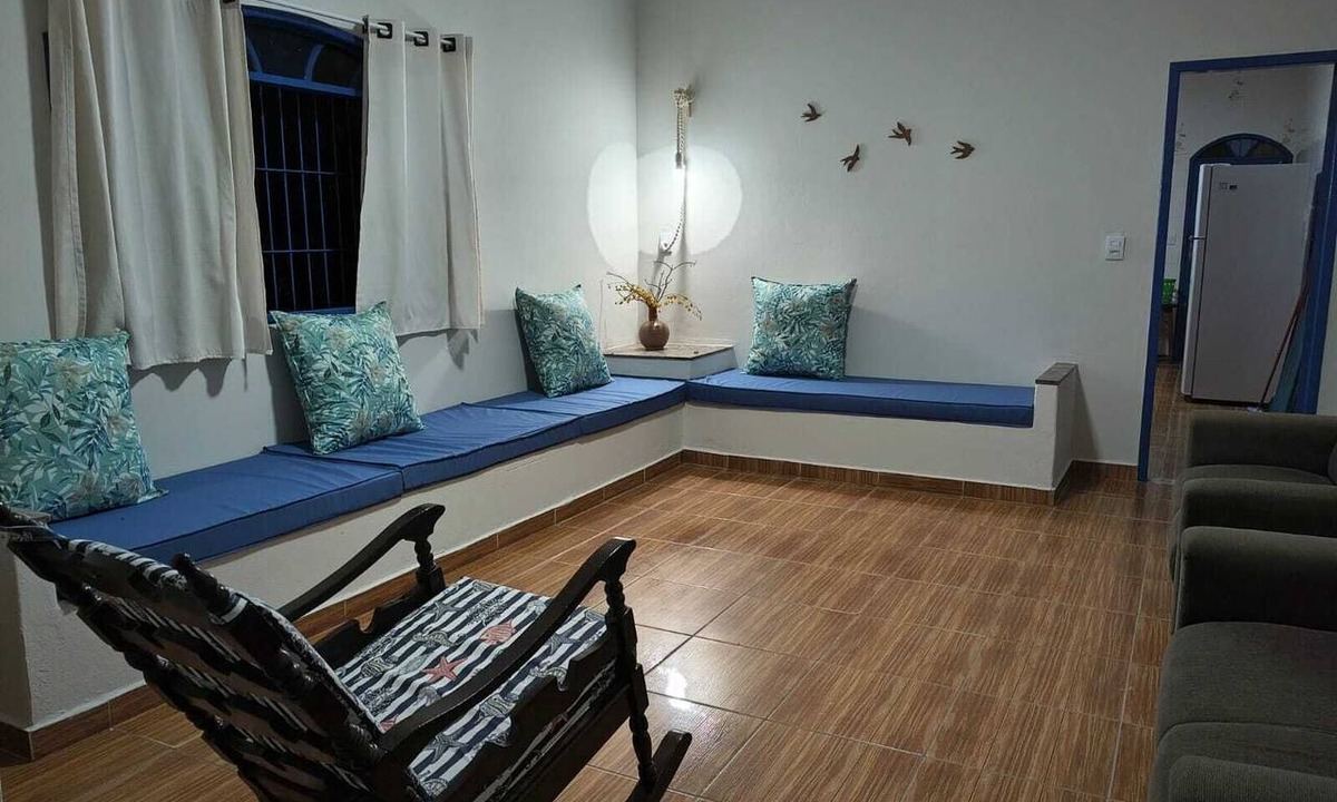 Piuma House | Grandma's house in Piúma: Backyard, Porch and 3 Bedrooms