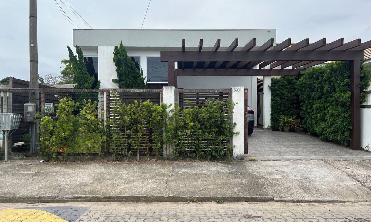 Xangri-La House | Great house in Atlântida with lots of comfort!