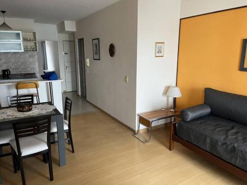 Flores Apartment | Hermoso Apartamento en Caballito a 200mts del metro