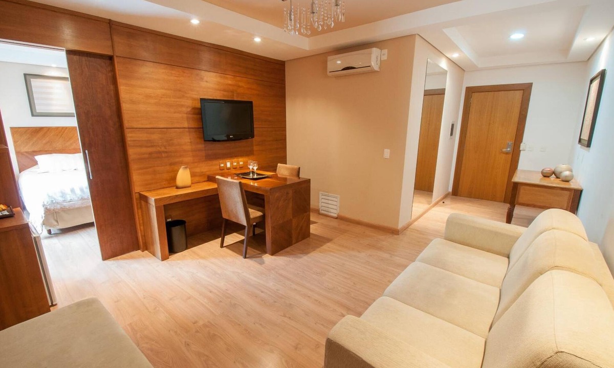 Simoes Lopes Hotel | Hotel Jacques Georges Tower
