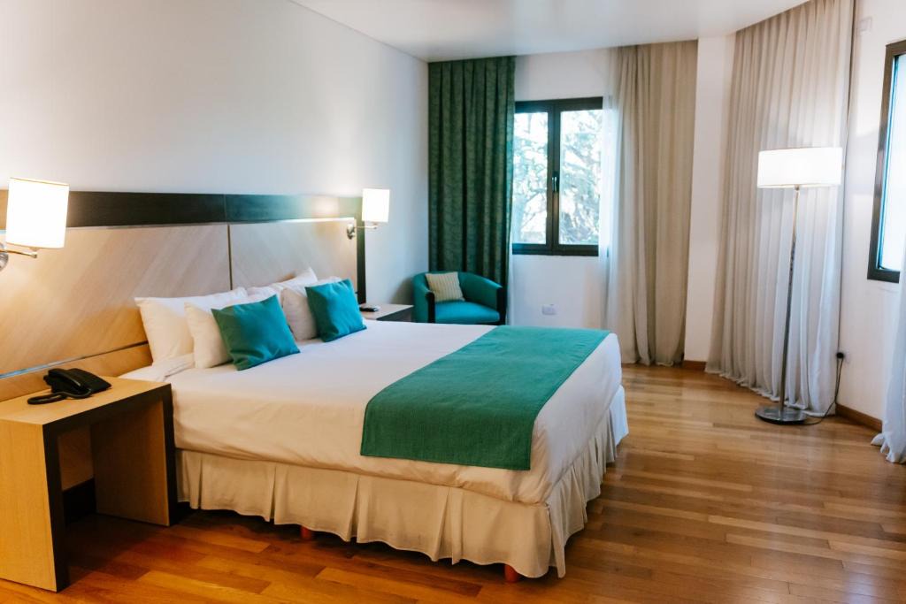 Canning Hotel | Hotel Plaza Central Canning