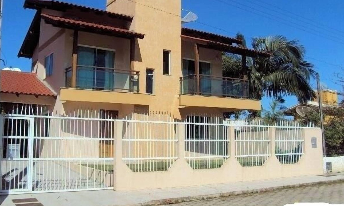 Bombas House | House 3 Bedrooms 250 meters from Bombas Beach + SPLIT air + WiFi + Cable TV and Netflix