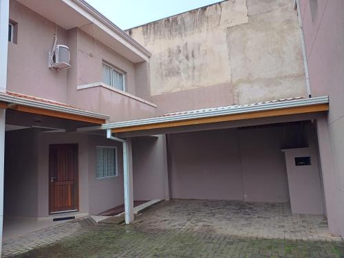 Jardim das Americas Apartment | house 3 das Américas comfortable 2 vgs garage