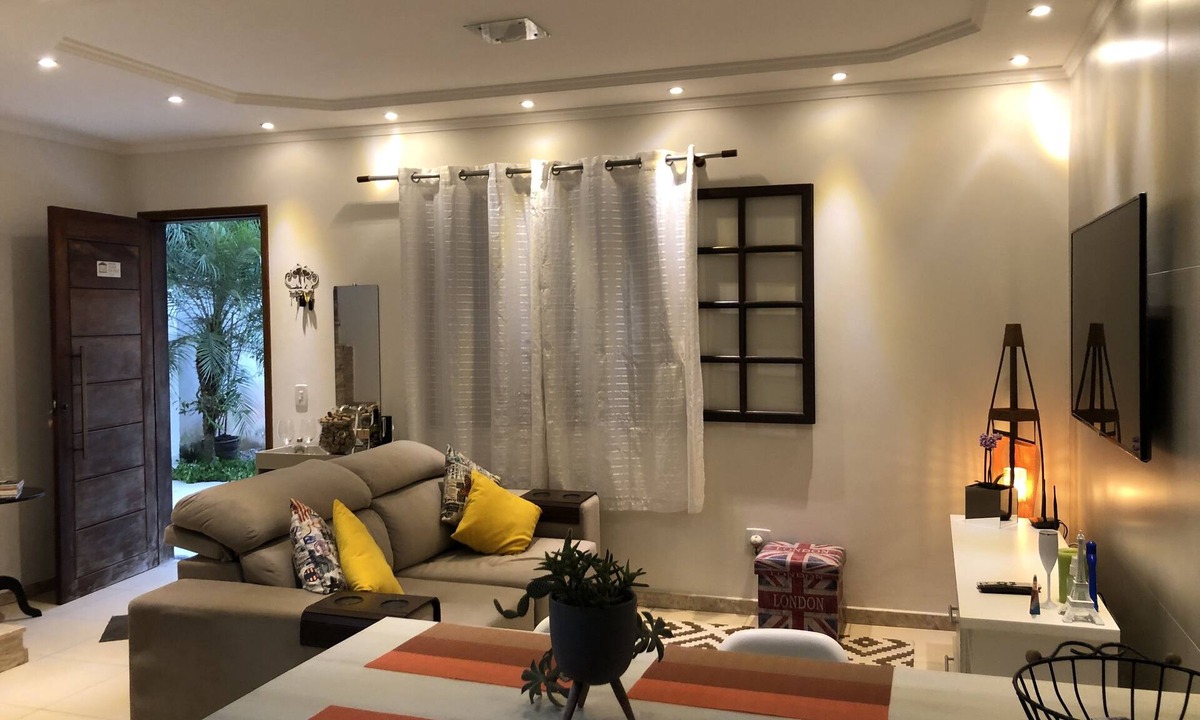 Paraty House | House in Jardim Riviera Condominium