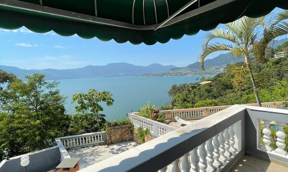 Praia das Cigarras House | House with a wonderful view, swimming pool and barbecue! Near Cicada Beach