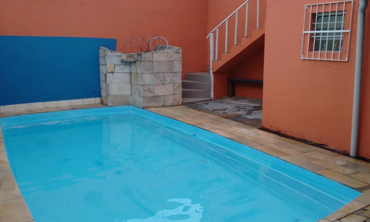 Mongagua House | House with pool and games room, airy and comfortable, very close to the beach.