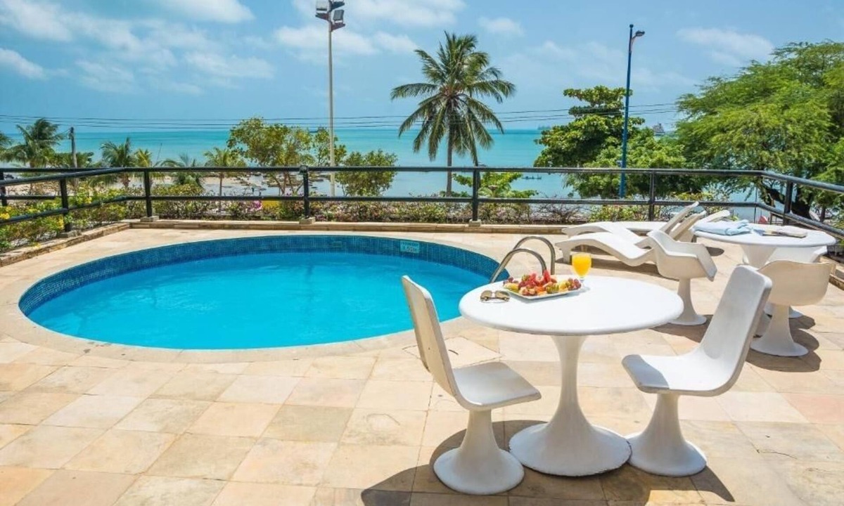 Mucuripe Hotel | Inviting Room for Restful Beachfront Stays - Steps Away From Mucuripe Beach