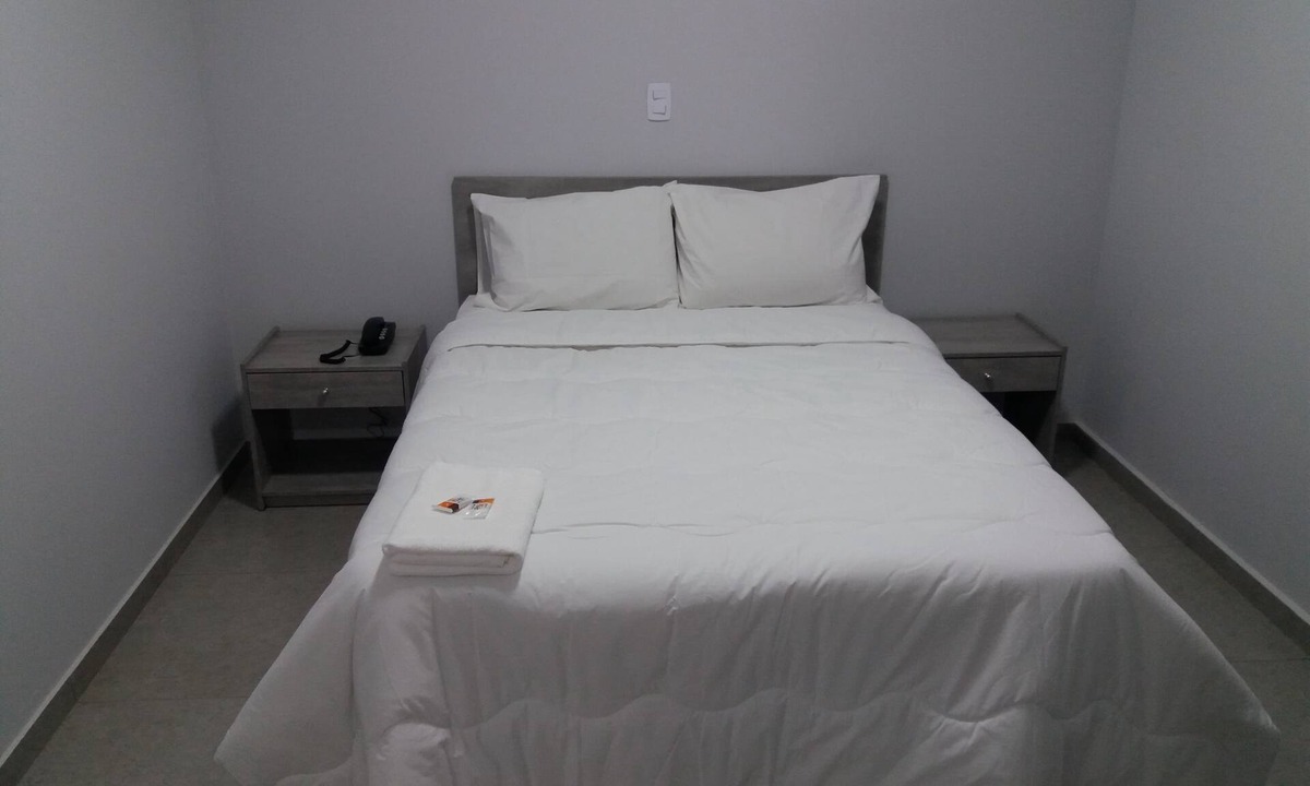 Mallet Hotel | John's Club Hotel