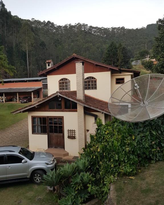 Arace House | LarDoceFesta Home