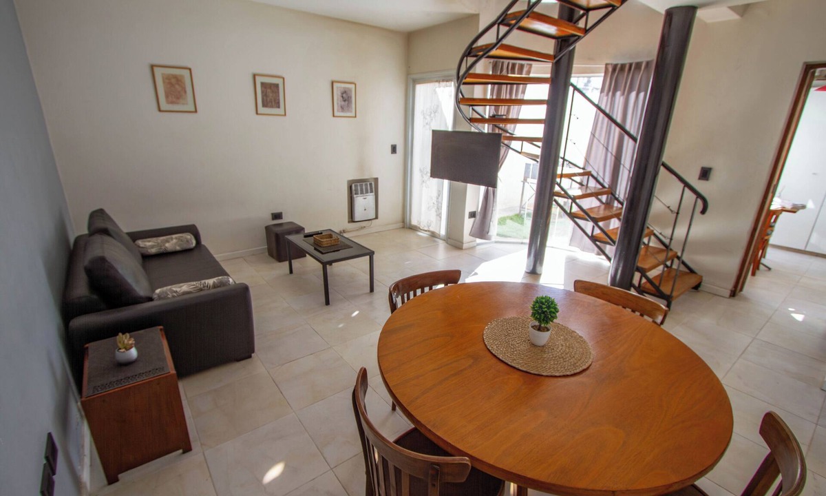 Mendoza City Center Apartment | Large Duplex 2