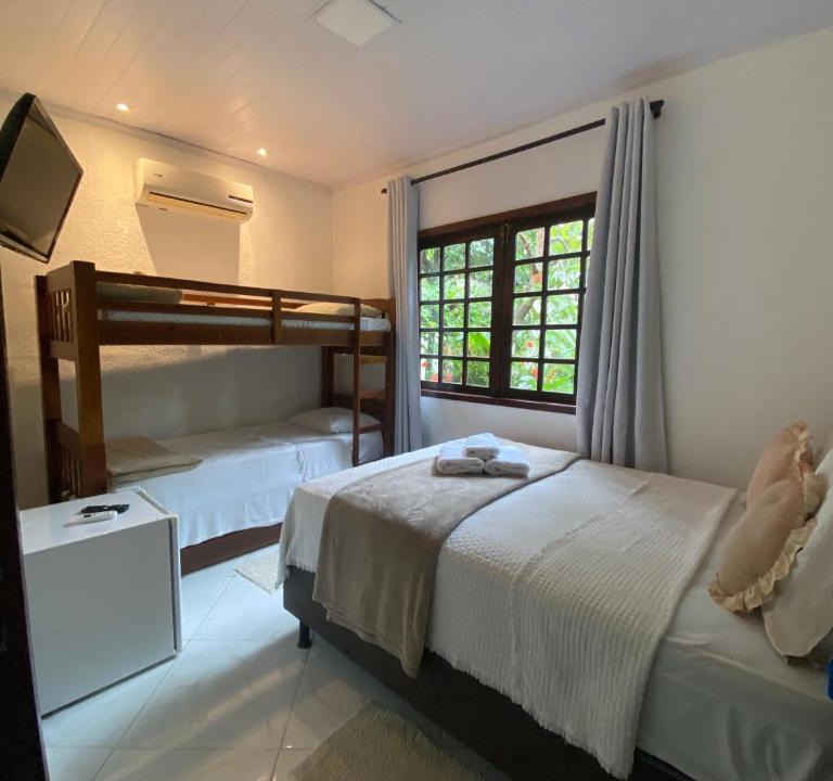 Campos Hostel | LEGATUM POUSADA - Próx a BR 101 e Partage Shopping