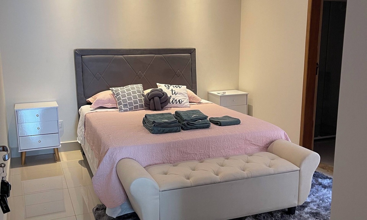 Brasilia House | Lilly Queen I, 3-bedroom house in adorable Londrina with AC near to the Airport