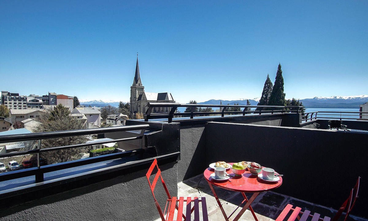 Centro Apartment | LLanten, Amazing flat with terrace and parking in Bariloche