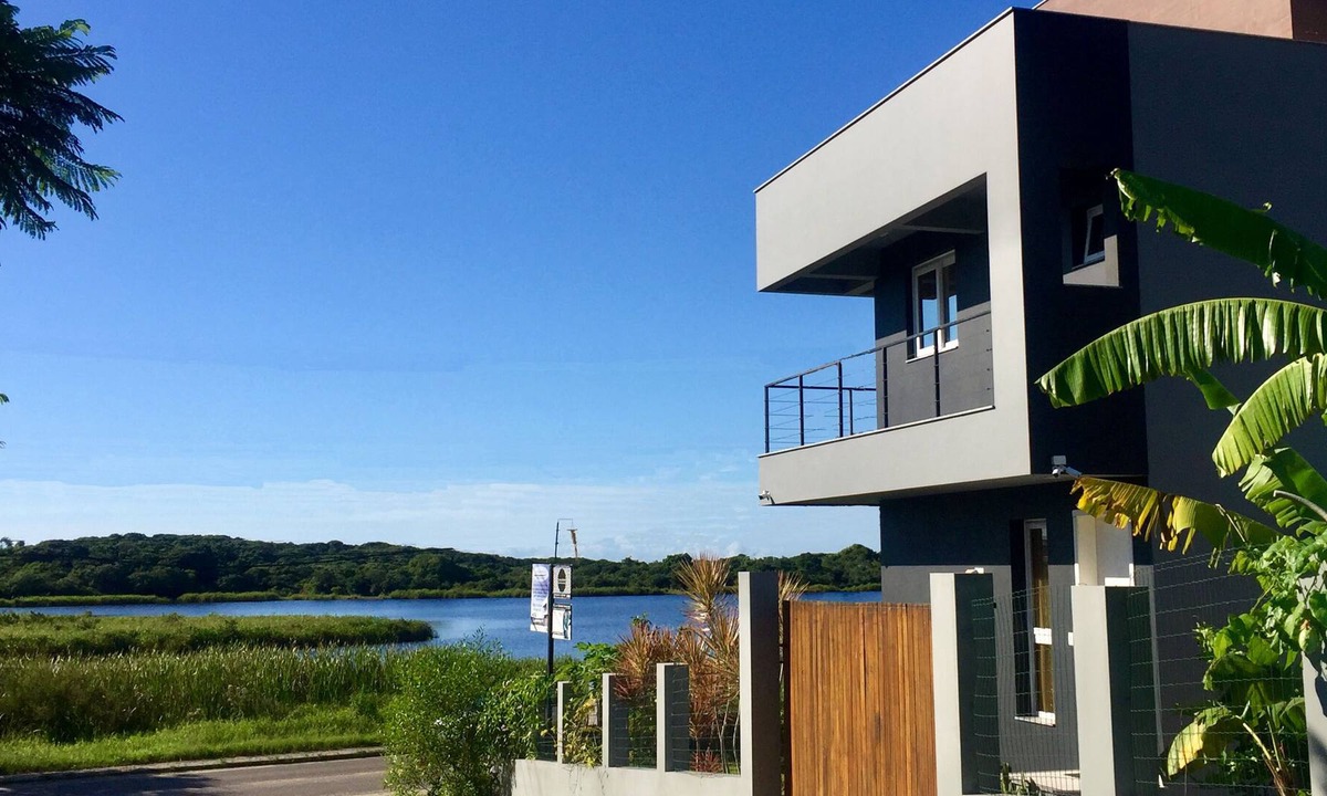 Lagoa Pequena House | LOFT and SUITE - Lagoon View by the Beach - Lagoinha´s Guest House