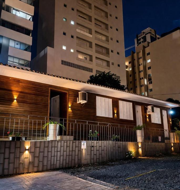 Centro Apartment | Loft Lux 4 Centro (Smart TV, ar-condicionado e cozinha completa)