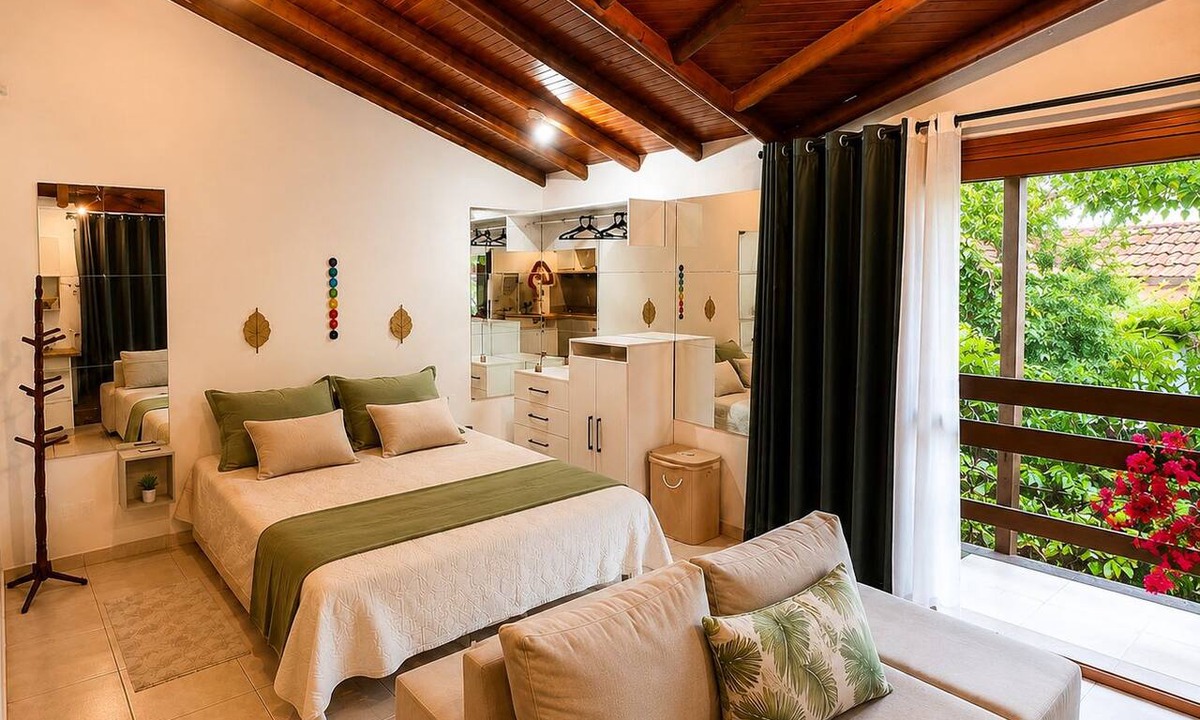 Centro Comercial Ski Chalet | Loft Perequê 50m from the beach Garage with 600 Mbps Wi-Fi