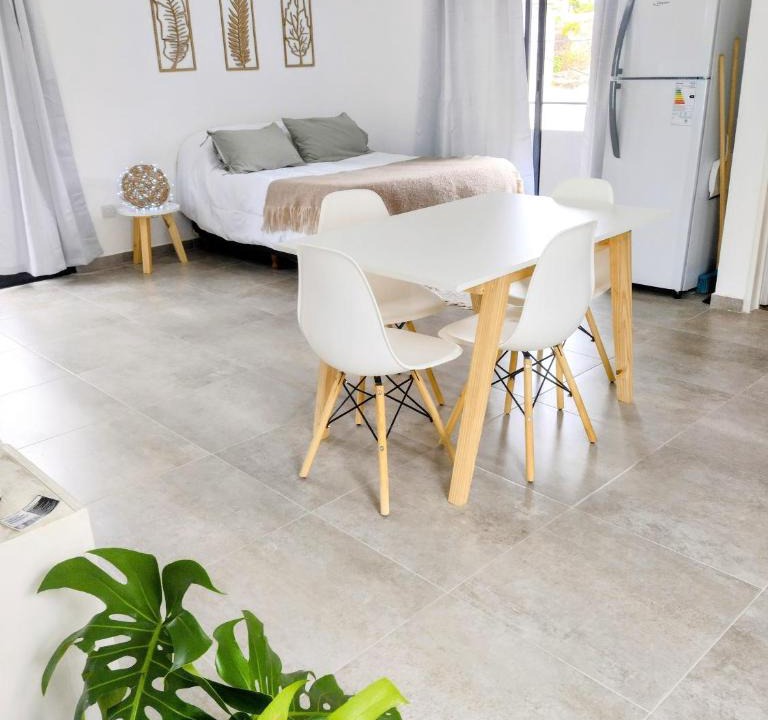 Temperley Apartment | "Lomas Check in" en Temperley con cochera