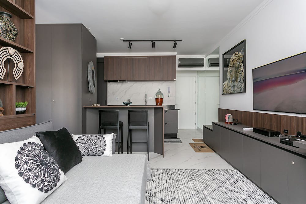 Lagoa Pequena Apartment | Luxurious Studio Right on the Sand in Irb203