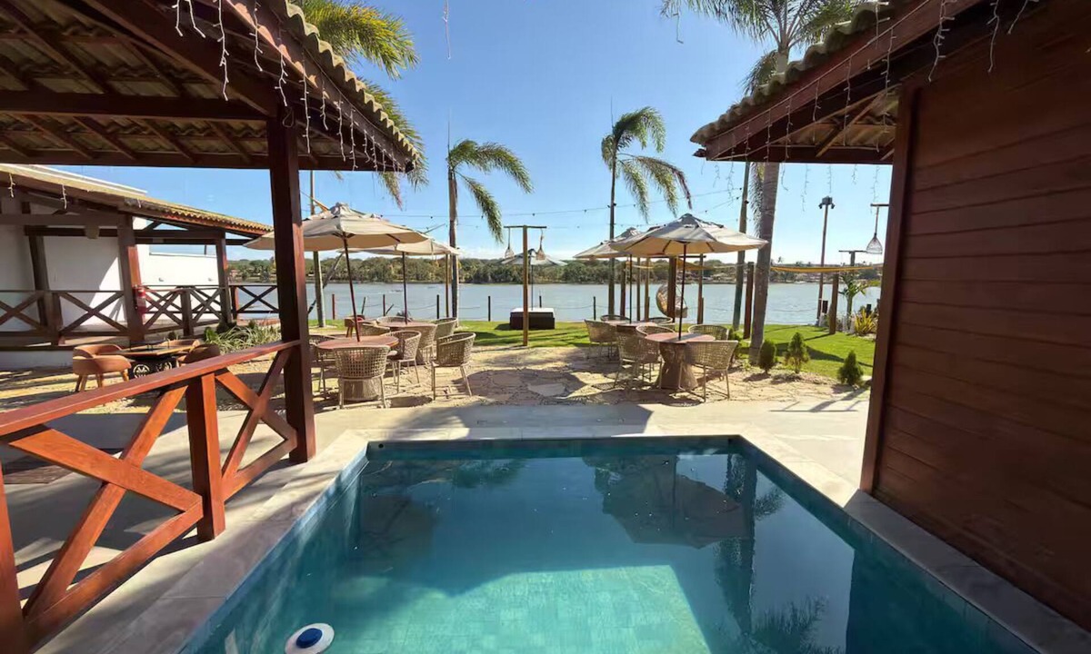 Fortim Ski Chalet | Luxury Chalet Facing the Lagoon with Private Pool