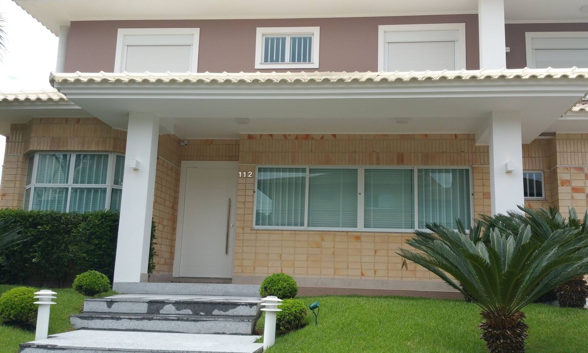 Jurere Internacional House | Luxury house in Jurere Internacional, 80m from the sea.