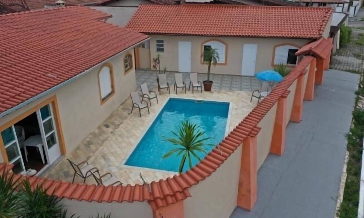 Florida House | Luxury house in Praia Grande with pool, 100 meters from the beach.