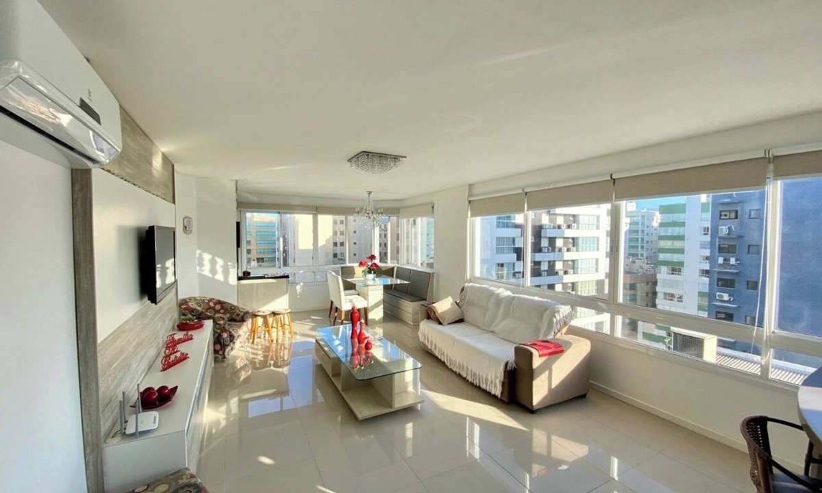 Capao da Canoa Apartment | Lynemar Shopping Street - Direct Reservations - IG @pabloreidoimovel