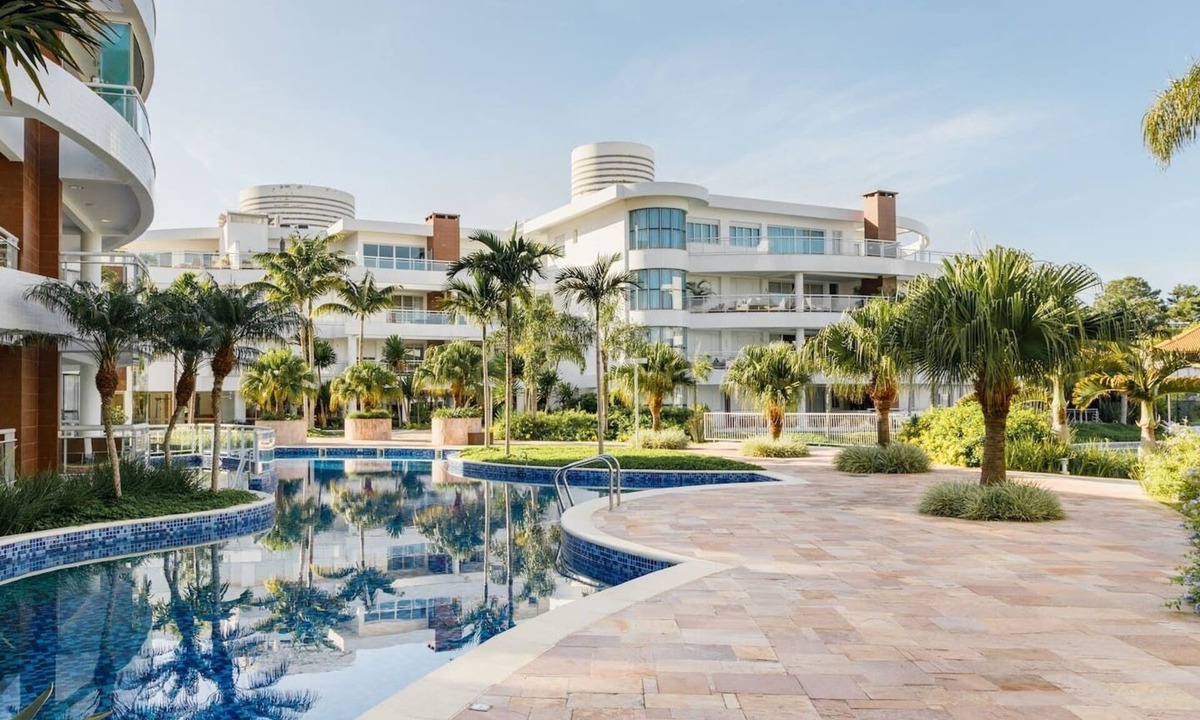Ponta das Canas Apartment | Marine Home & Resort - 4-Bedroom Penthouse on the Beach