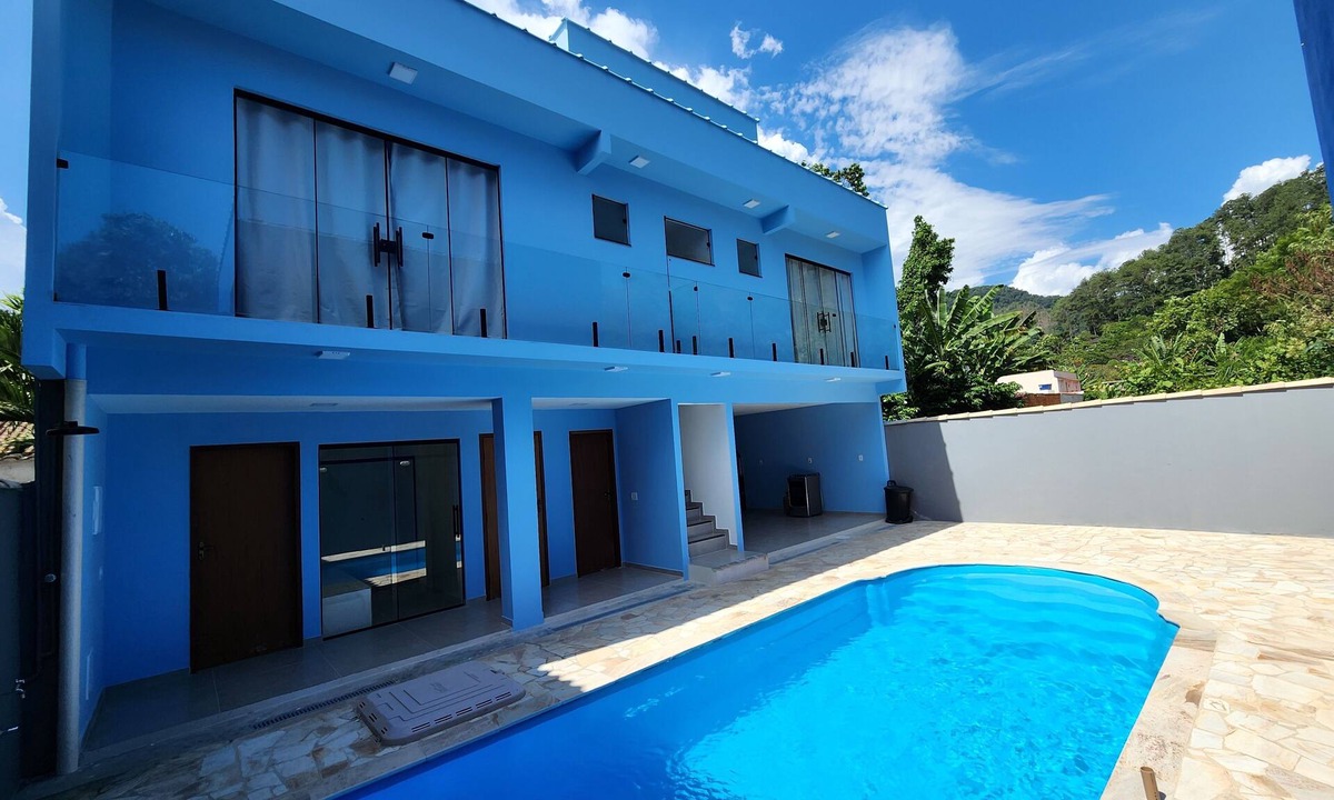 Pontal House | Maritacas Angra Mansion: 8 complete suites, heated pool, and 1.5 km from the beach.