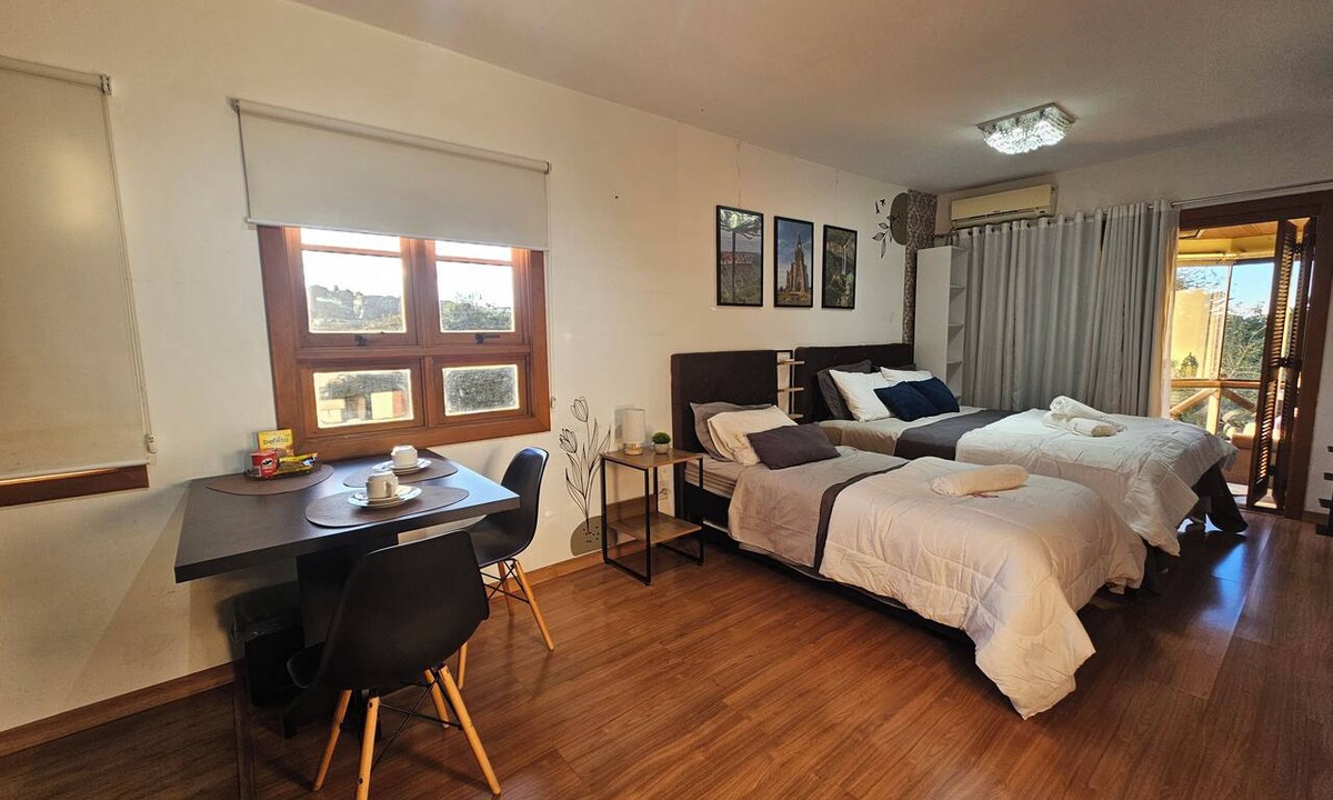 Quinta da Serra Apartment | Modern and cozy studio apartment, great location in the center of Canela.