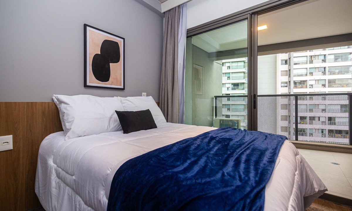 Sumare Apartment | Modern studio in the heart of Vila Madalena.