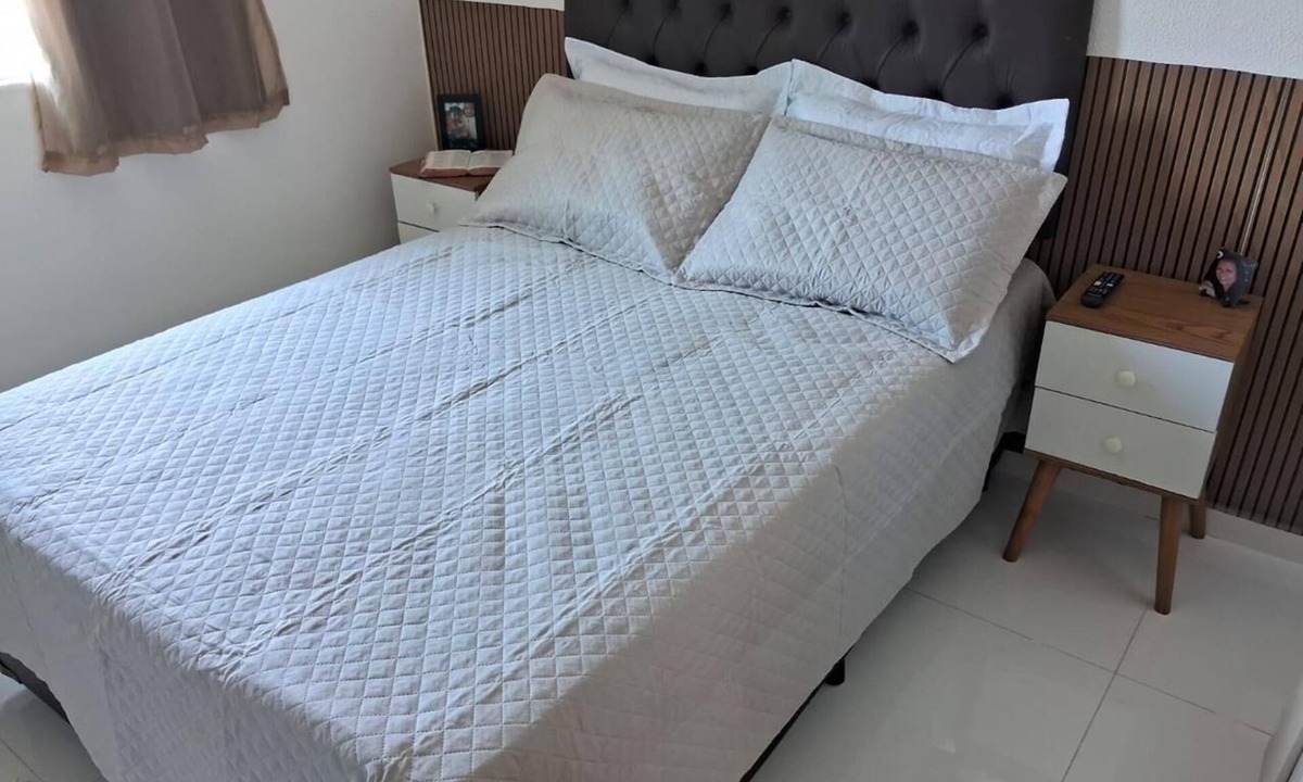 Vila do Abraao House | Monica's House