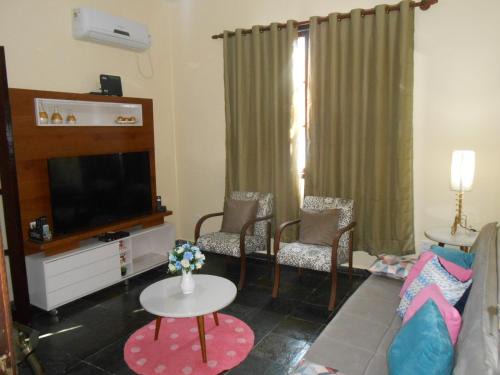 Curicica House | Nacif's Suites