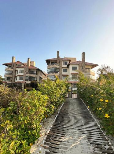 Ingleses do Rio Vermelho Apartment | Ocean View in Ingleses - Beachfront Apt