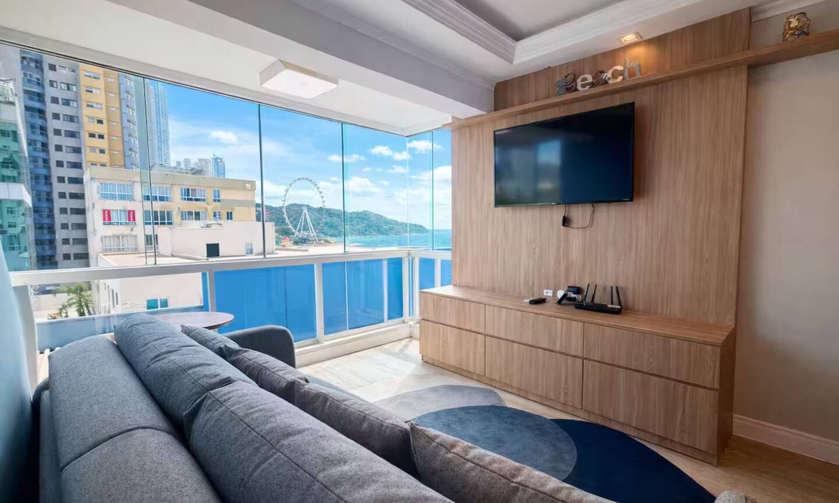 Centro Apartment | Oceanfront near the Ferris Wheel - 1 Bedroom
