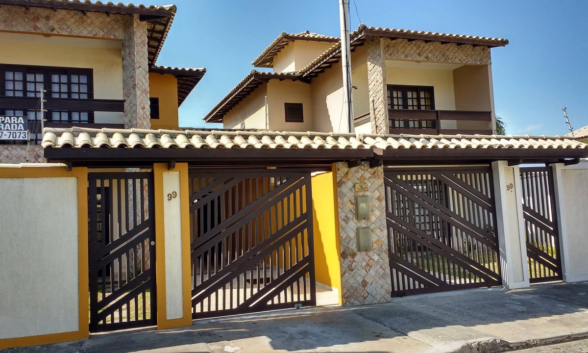 Foguete House | ON THE BEACH BLOCK IN CABO FRIO
