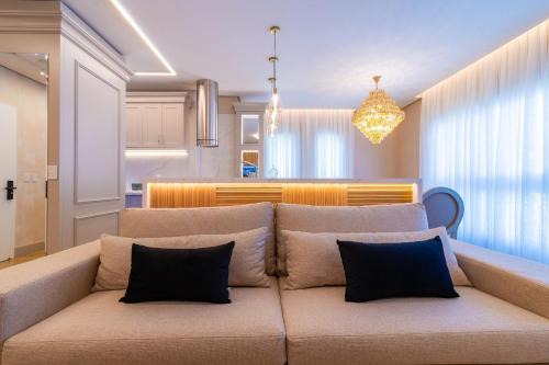 Vila Suica Apartment | Palazzo Livorno - Ao lado do Colline de France