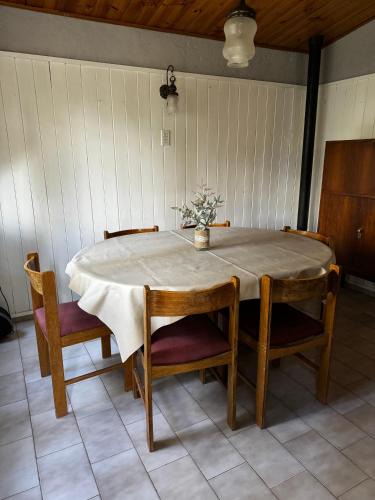 Salto Ski Chalet | Pecoh Potrerillos - Casa de montaña