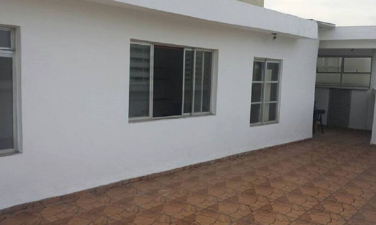 Tupi Apartment | Penthouse with barbecue, one block from the beach.