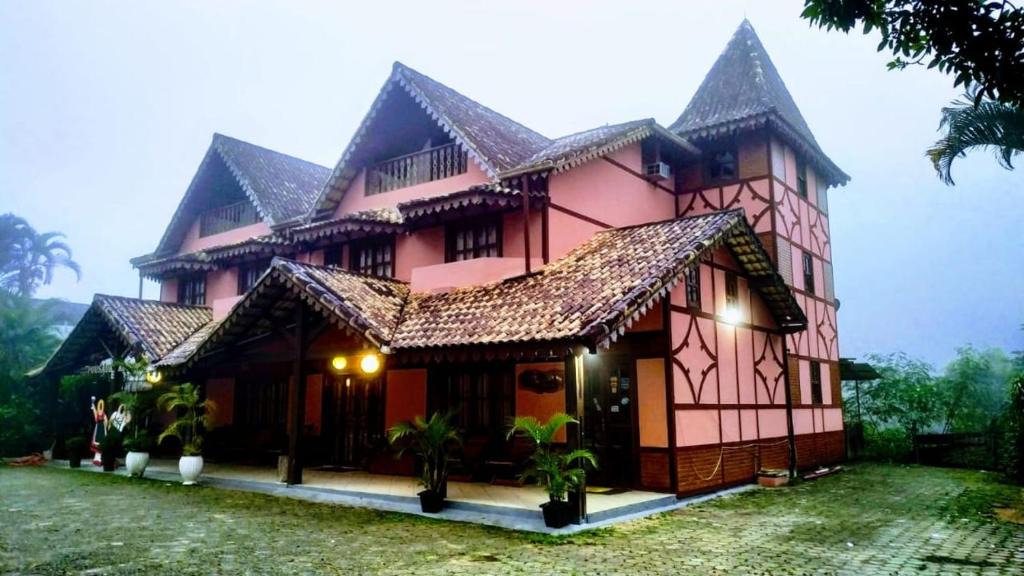 Domingos Martins Hotel | Pousada Alemã Schwambach (+ café da manhã)