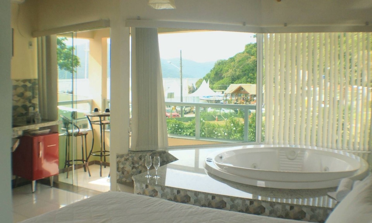 Lagoa da Conceicao Hotel | Pousada Ilha da Magia