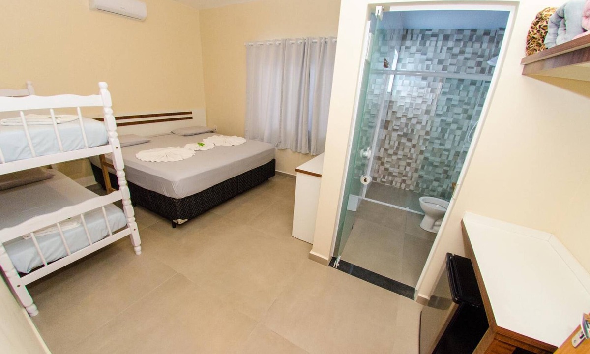 Praia da Armacao do Itapocoroi Hotel | Pousada Morada Dos Anjos