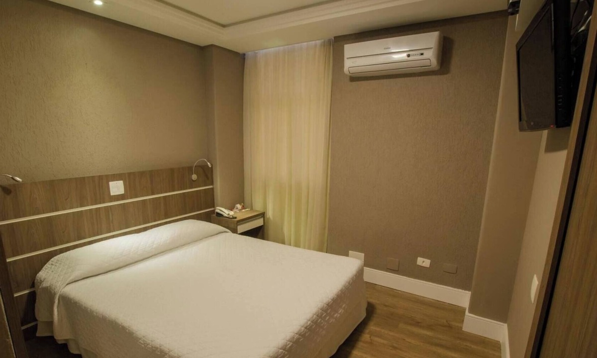 Civic Center Hotel | Power Duo Retreat: Curitiba Double Room Built for Work Trips and City Escapes