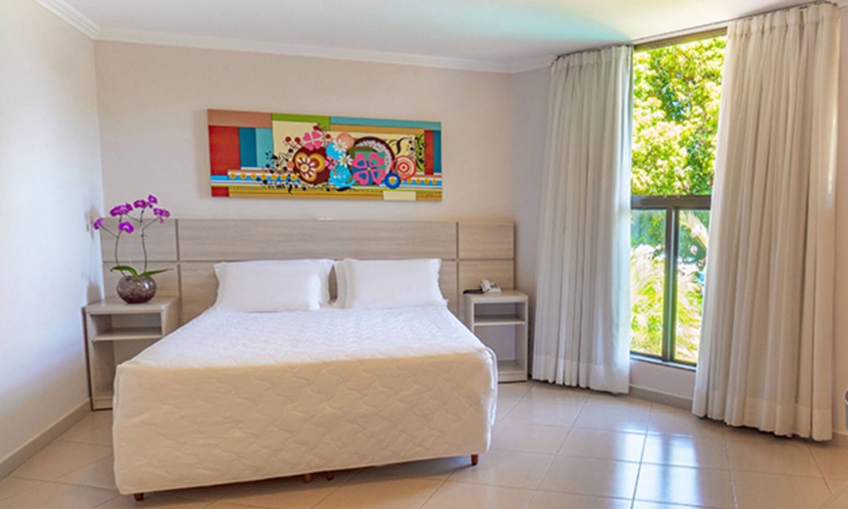 Foz do Iguacu Hotel | Premium Suite | Free Breakfast, 3 Outdoor Pools & 3 mi to IGU Airport